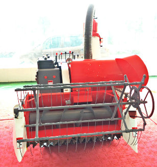 Small Combine Harvester for Paddy and Wheat